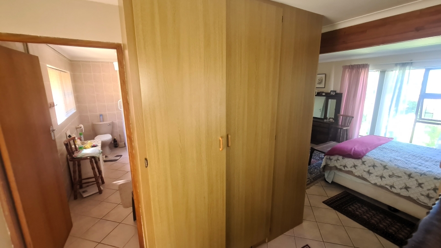 4 Bedroom Property for Sale in Dana Bay Western Cape